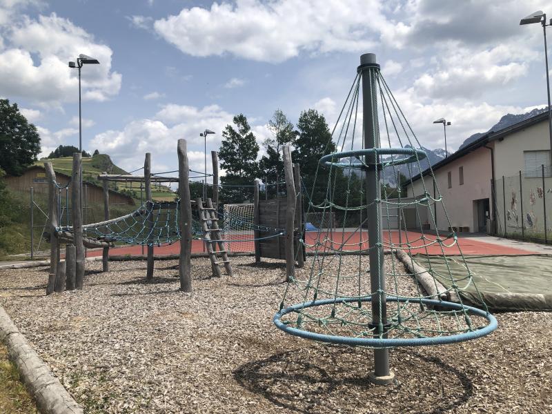 Spielplatz für Grosse in Ardez